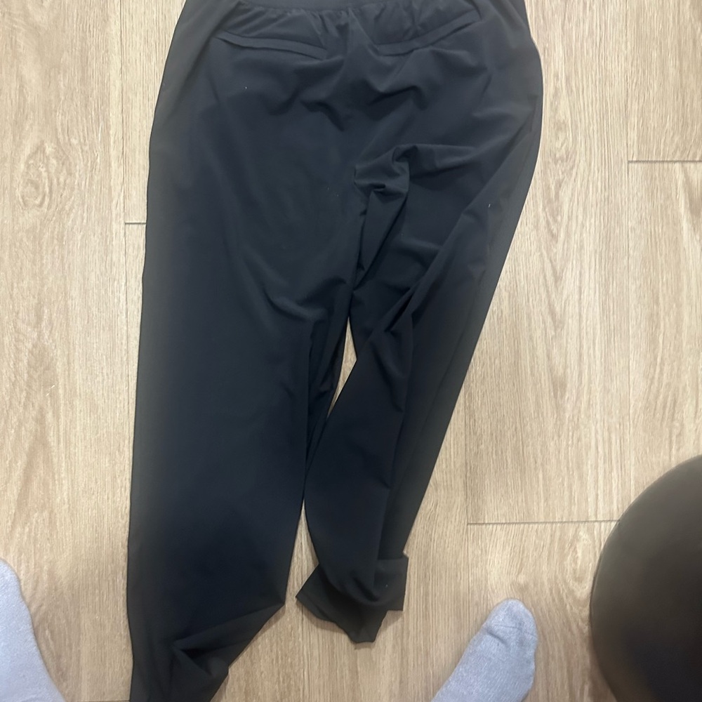 Athleta Black Ankle Pants - Picture 3 of 4